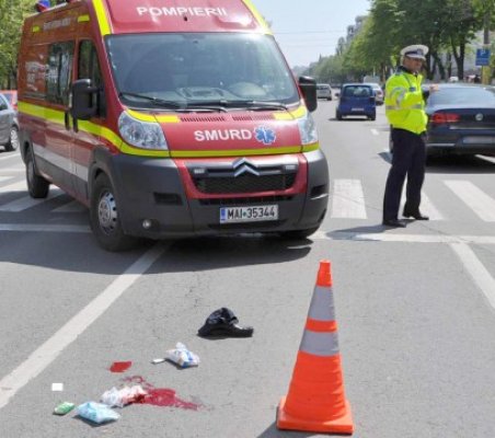 Accidentată pe trecerea de pietoni